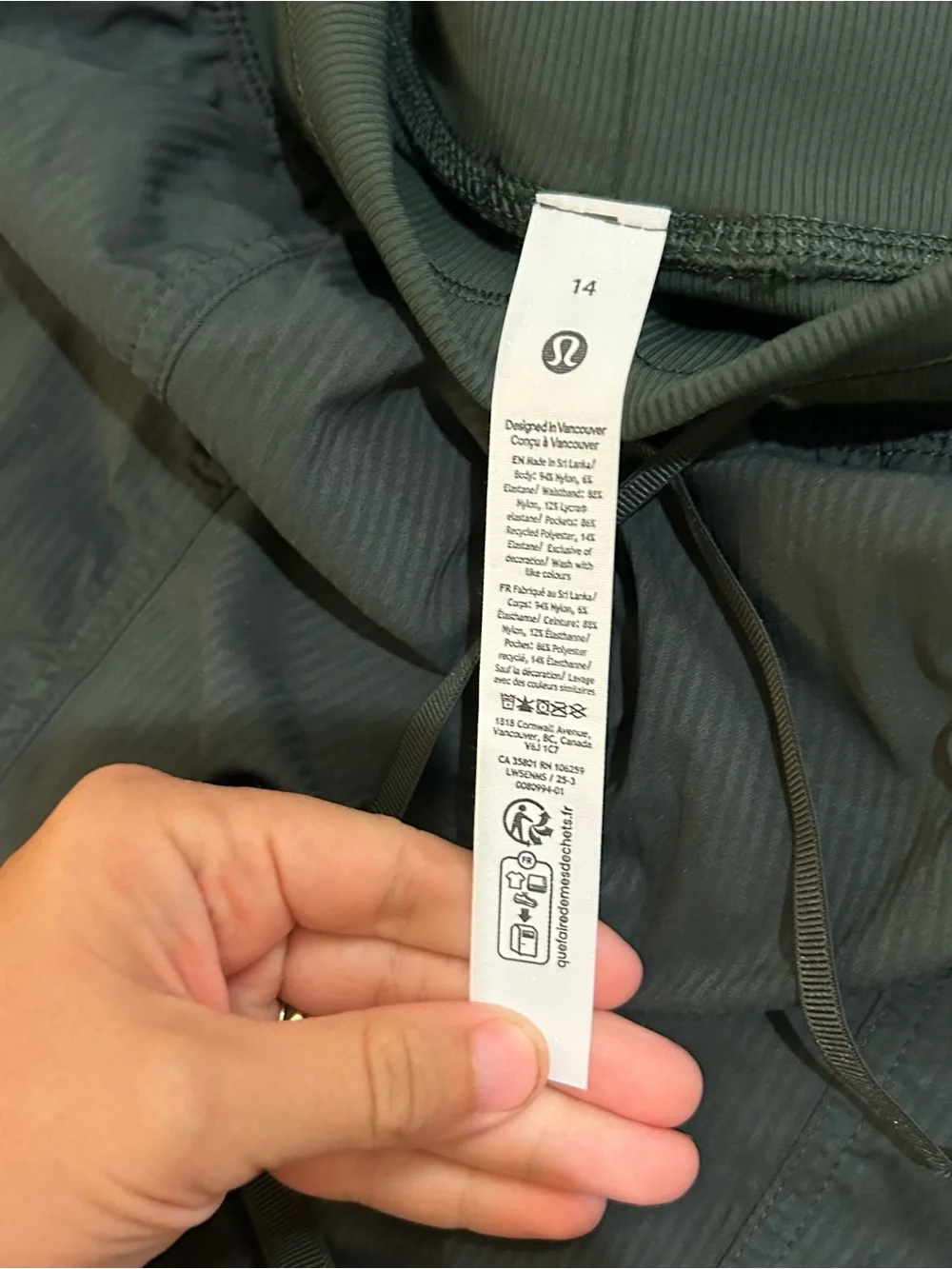 Lululemon Dance Studio Joggers Mid Rise NWT!!